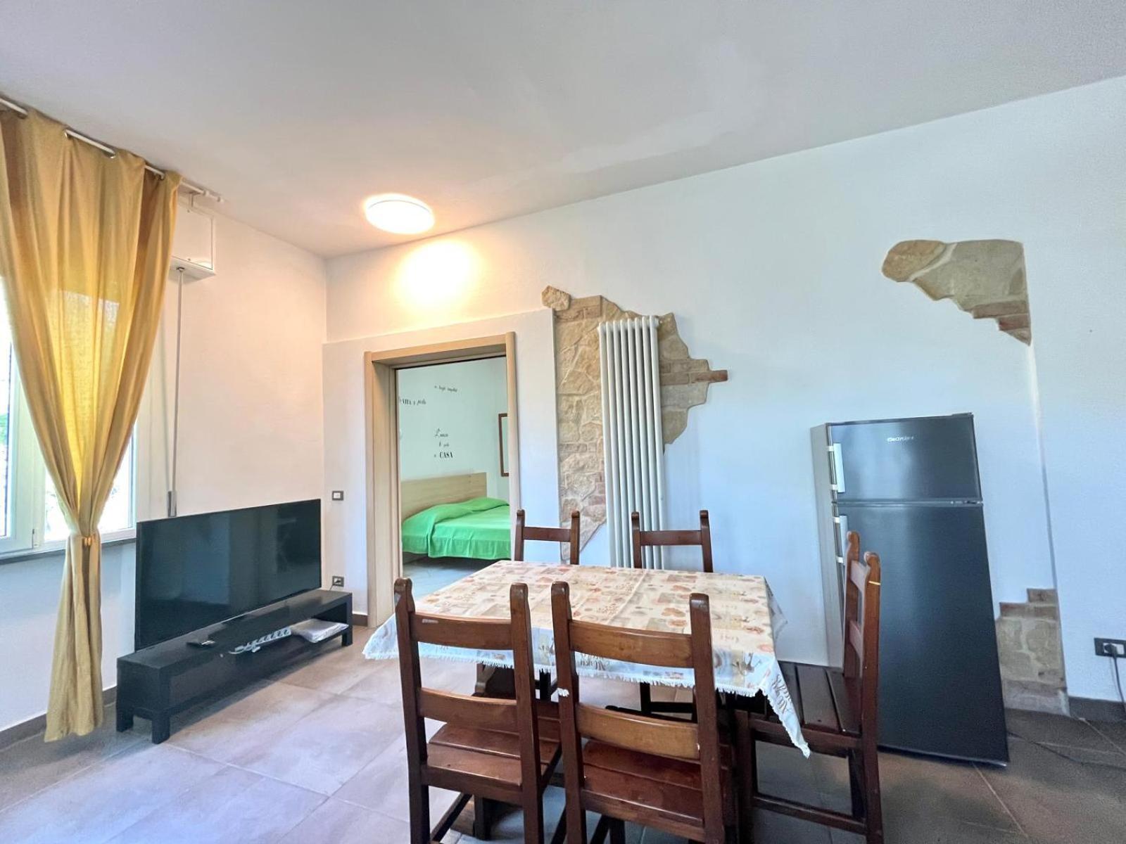 Pineta Apartament 티레니아 외부 사진